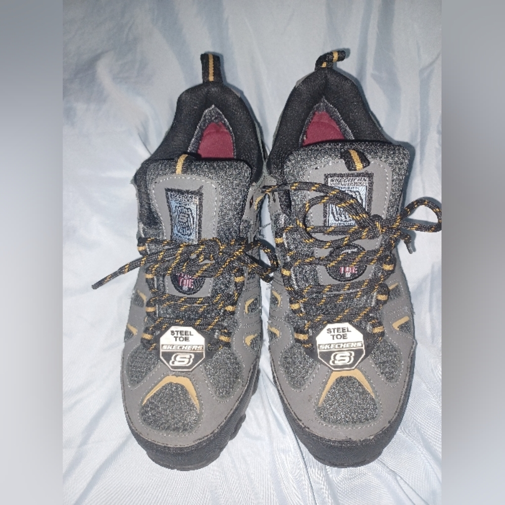 Mens Sketchers Steeltoe Work Shoes 9.5. Used but still in very great condition. - Picture 2 of 8